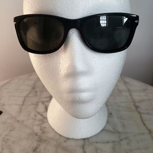 Person 9558-S Black, polarized sunglasses